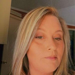 Meet your Posher, Kortney